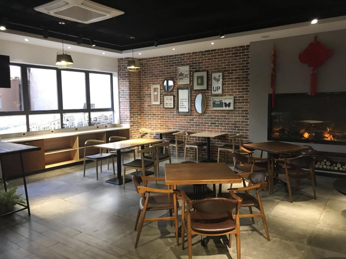 Manxin Hotel Shanghai Xujiahui Exterior photo
